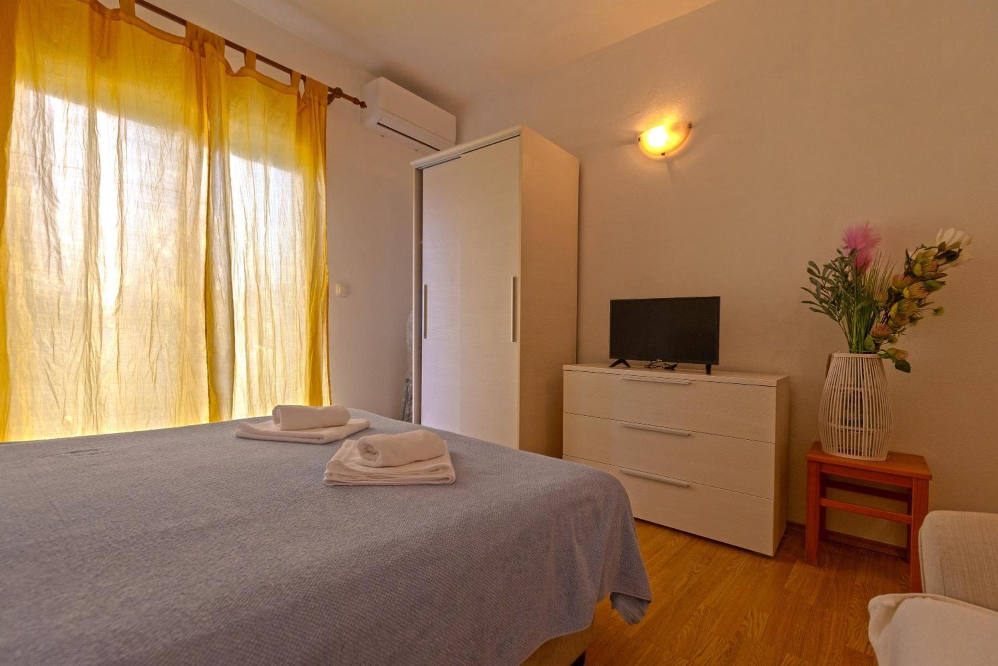 Apartments By The Sea Zuronja, Peljesac - 10137 Brijesta الغرفة الصورة