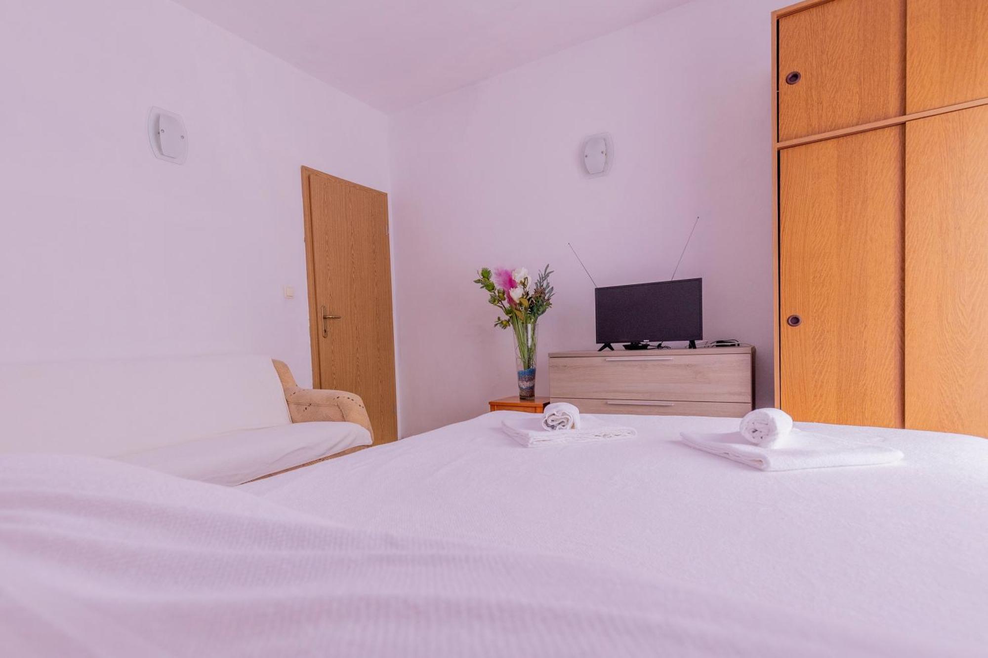 Apartments By The Sea Zuronja, Peljesac - 10137 Brijesta الغرفة الصورة