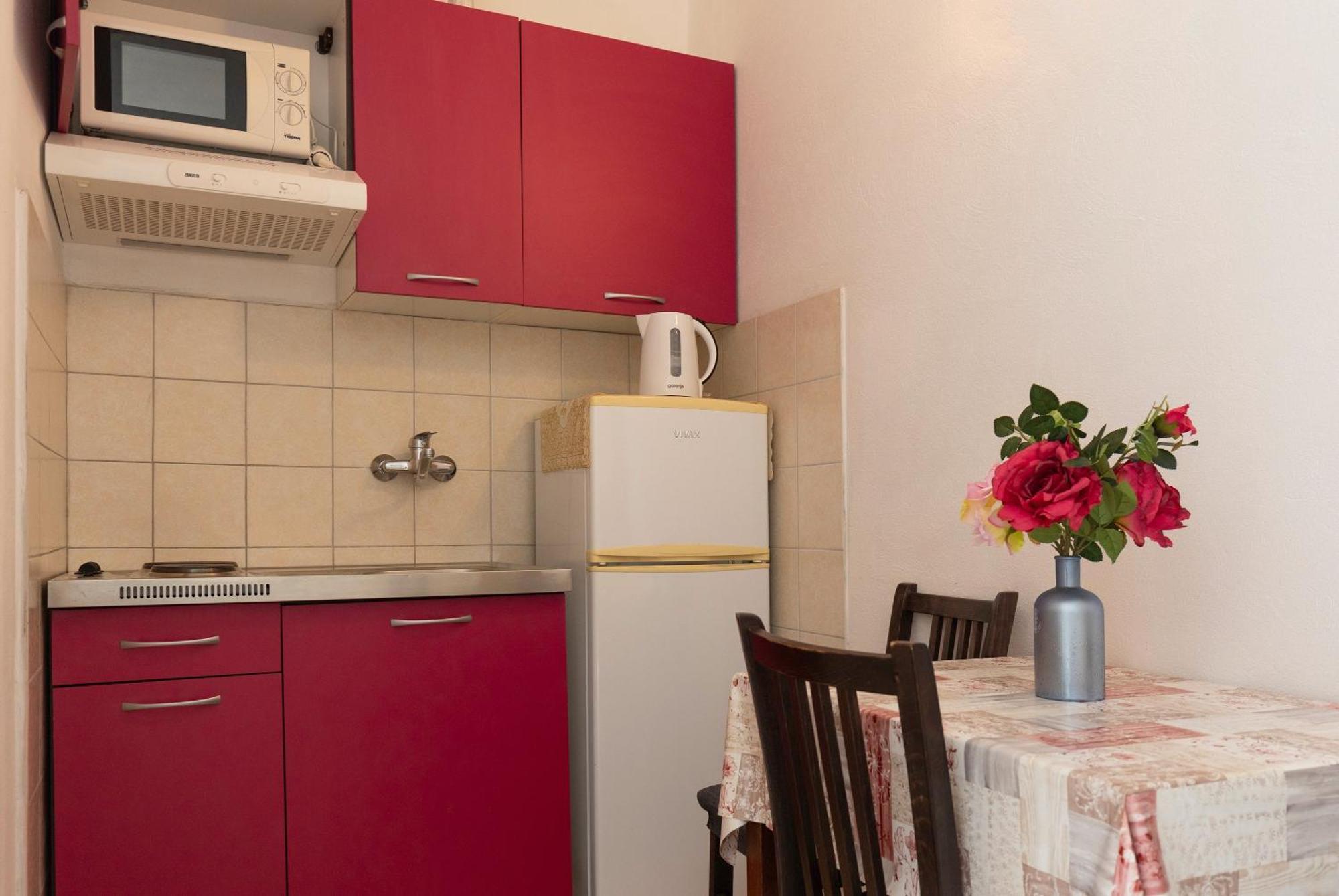 Apartments By The Sea Zuronja, Peljesac - 10137 Brijesta المظهر الخارجي الصورة