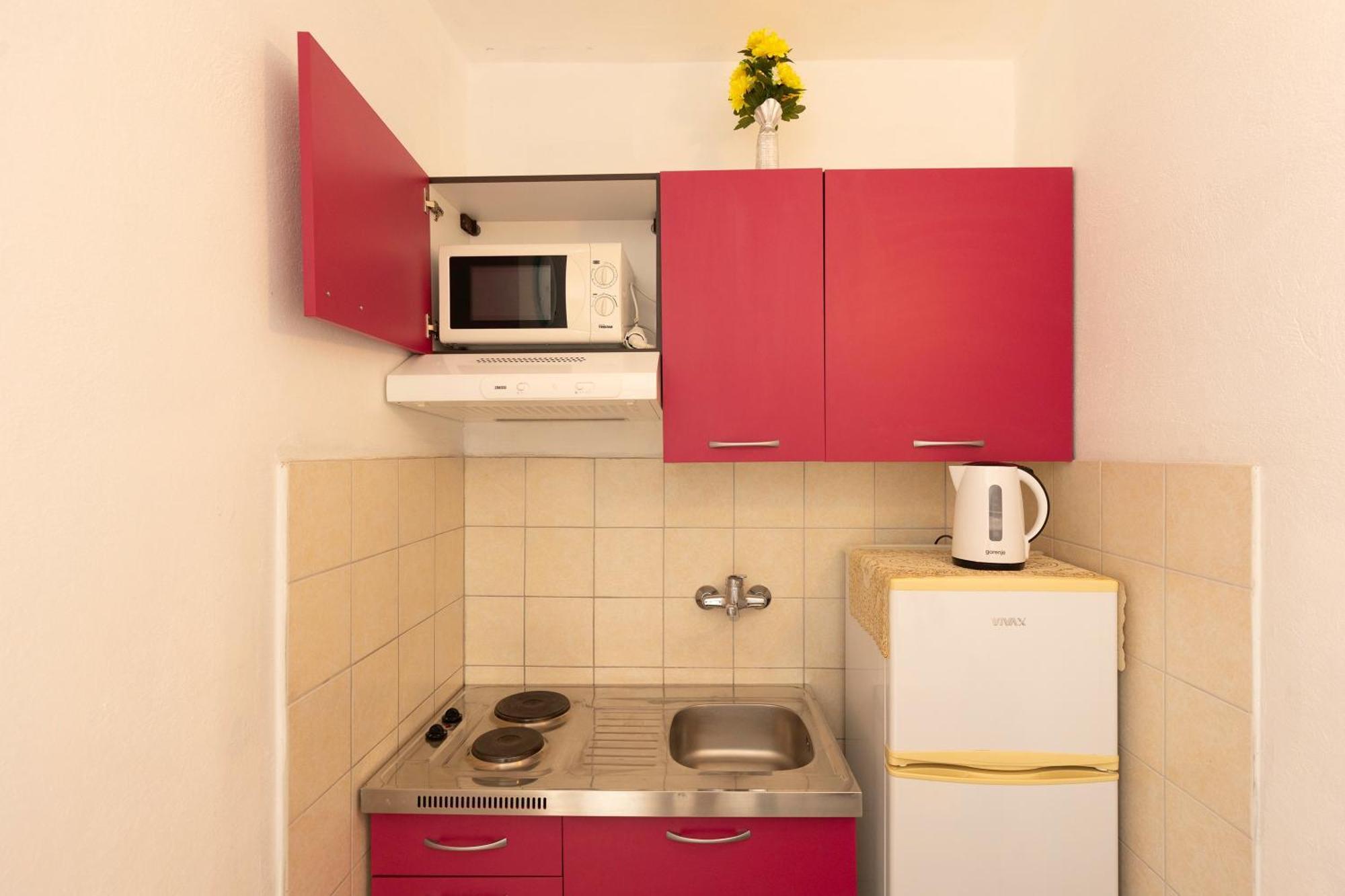Apartments By The Sea Zuronja, Peljesac - 10137 Brijesta المظهر الخارجي الصورة